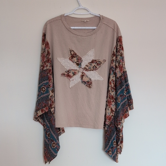 Easel Los Angeles Cottage Core Quilt Boho Top - Size Medium - Picture 4 of 9